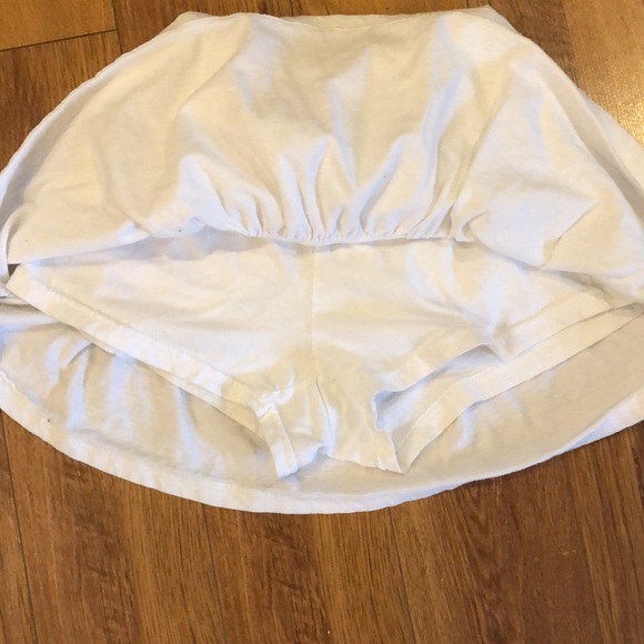 Flirty Miniskirt with shorts underneath - Picture 2 of 4